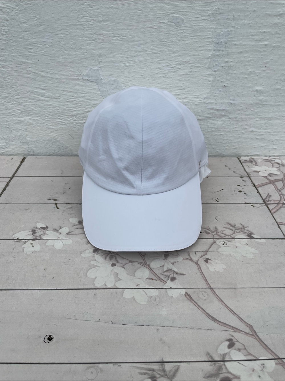 lululemon athletica White Baseball Cap